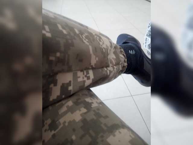 Live sex webcam photo for Reeet133 #288772529