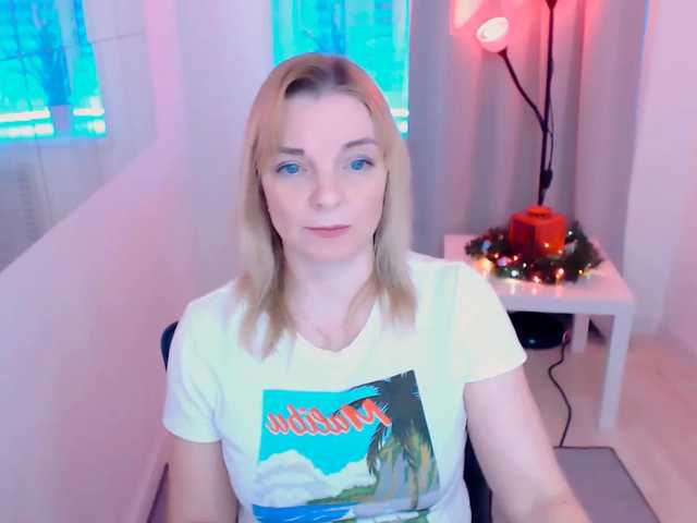 Live sex webcam photo for ReganLovely #271741367