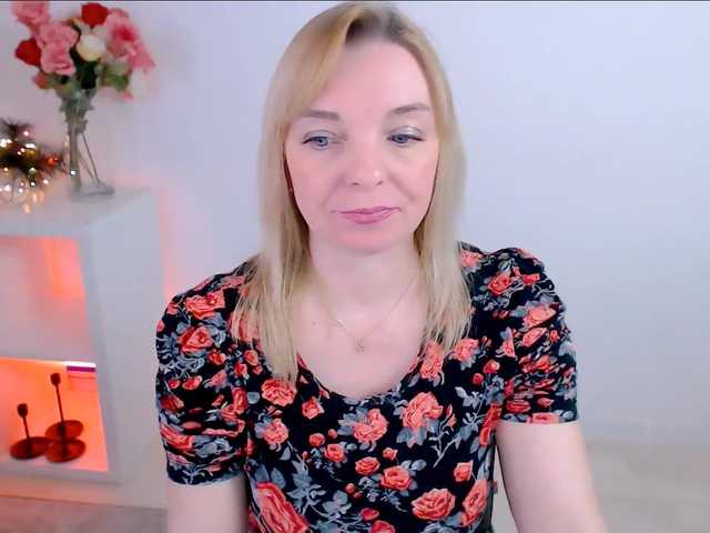 Live sex webcam photo for ReganLovely #271949485