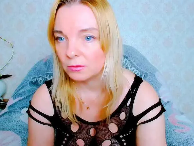 Live sex webcam photo for ReganLovely #273017942