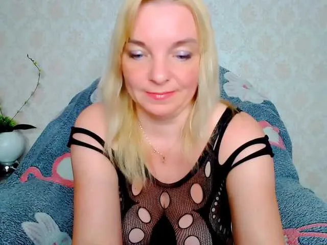 Live sex webcam photo for ReganLovely #273288217