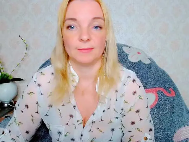 Live sex webcam photo for ReganLovely #273320153