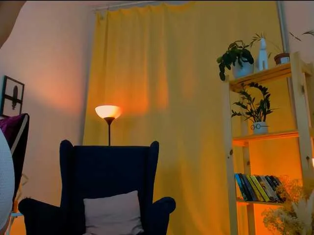 Live sex webcam photo for ReganLovely #277090997