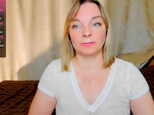 Live sex webcam photo for ReganLovely #291902466