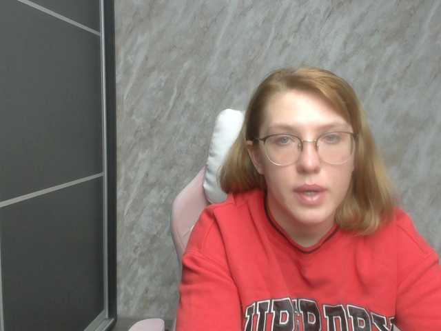 Live sex webcam photo for Regimasmile #290518976