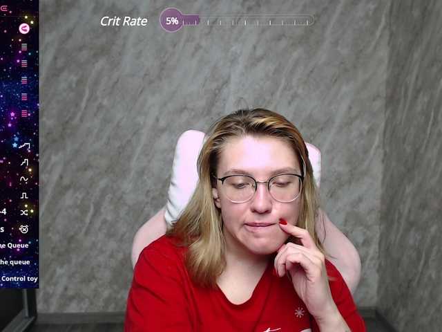 Live sex webcam photo for Regimasmile #290957256