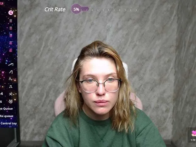 Live sex webcam photo for Regimasmile #290988502