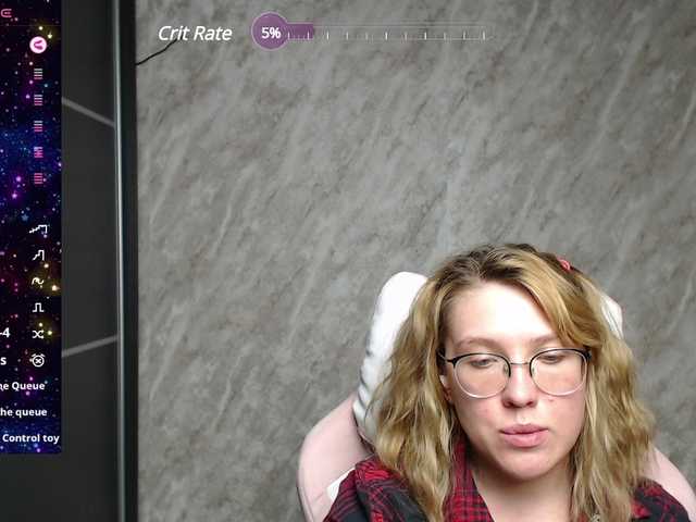 Live sex webcam photo for Regimasmile #291014840