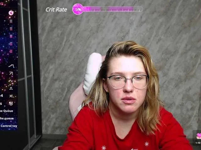 Live sex webcam photo for Regimasmile #291043841