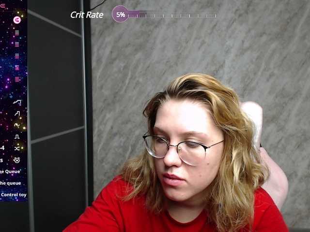 Live sex webcam photo for Regimasmile #291049828