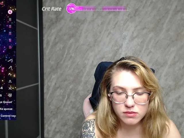 Live sex webcam photo for Regimasmile #291117893