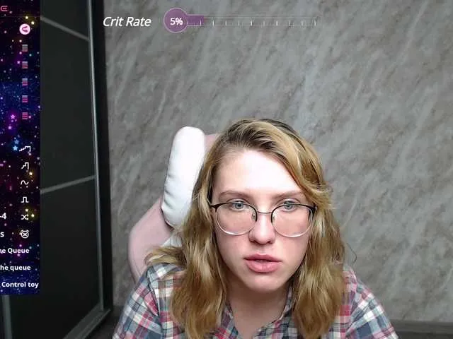 Live sex webcam photo for Regimasmile #291124467