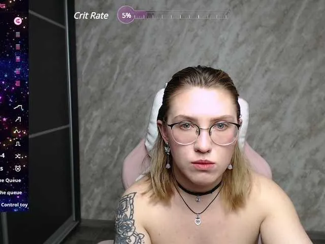 Live sex webcam photo for Regimasmile #291130059