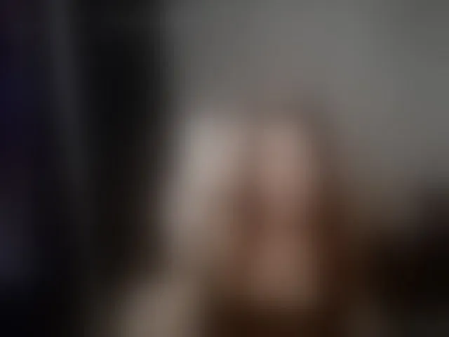 Live sex webcam photo for Regimasmile #294063246