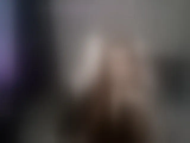 Live sex webcam photo for Regimasmile #294131270