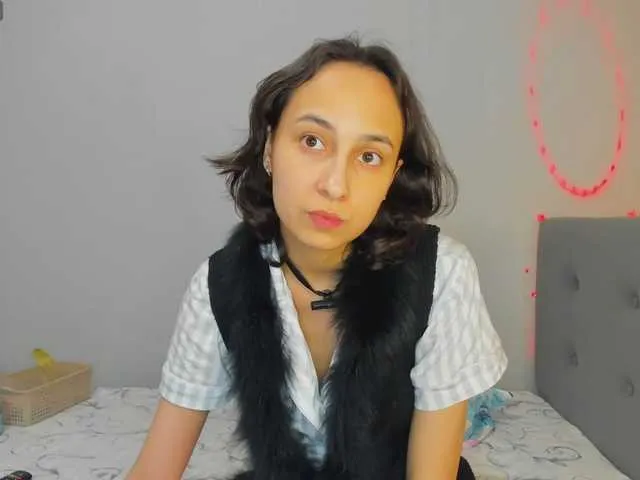Live sex webcam photo for ReginaShine #277867615