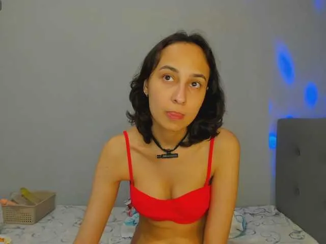 Live sex webcam photo for ReginaShine #277947578