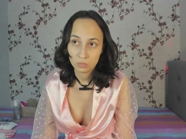 Live sex webcam photo for ReginaShine #290423752