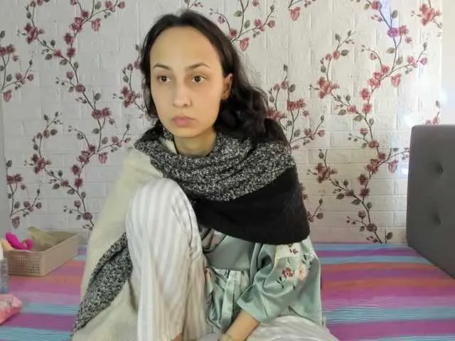 Live sex webcam photo for ReginaShine #291097366