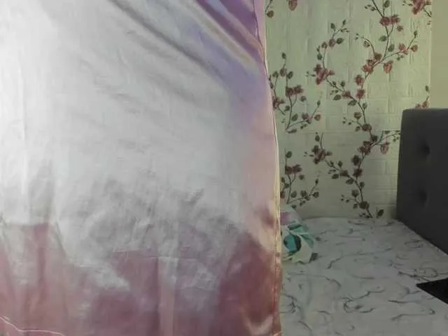 Live sex webcam photo for ReginaShine #291669806