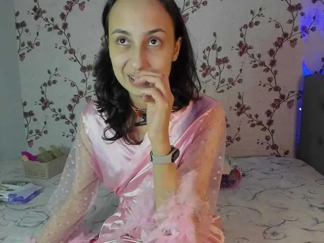 Live sex webcam photo for ReginaShine #291735245