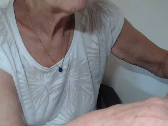 Live sex webcam photo for Reife-dame #275566453