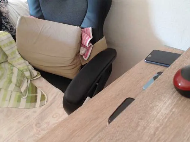 Live sex webcam photo for Reife-dame #275572560