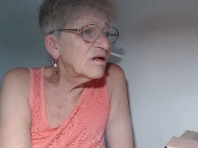 Live sex webcam photo for Reife-dame #275576392