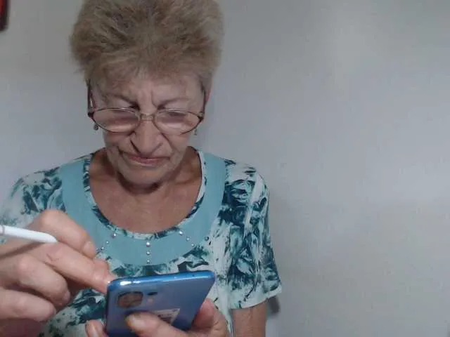 Live sex webcam photo for Reife-dame #275625758