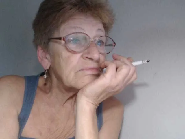 Live sex webcam photo for Reife-dame #275905775