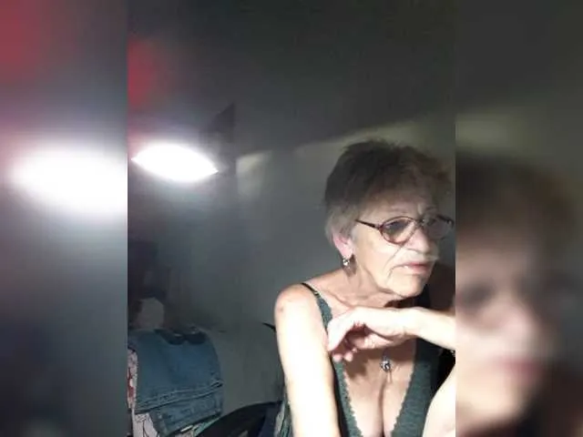 Live sex webcam photo for Reife-dame #276555409