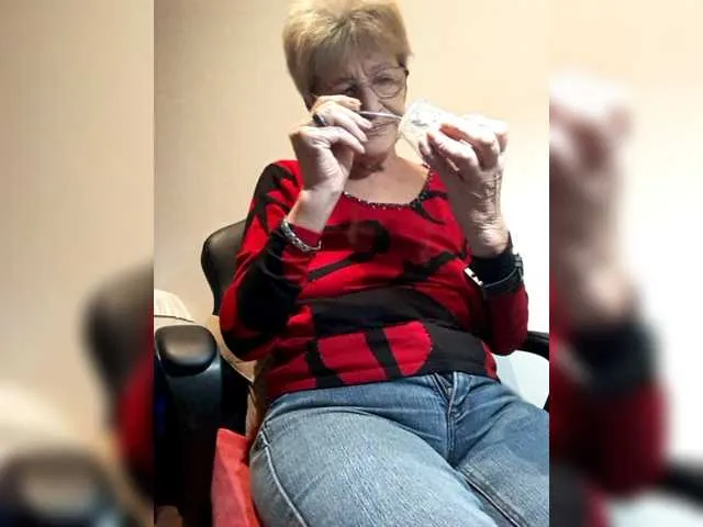 Live sex webcam photo for Reife-dame #276901701