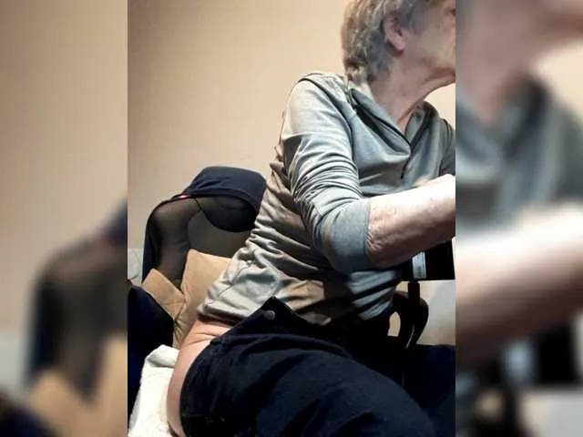 Live sex webcam photo for Reife-dame #277120057