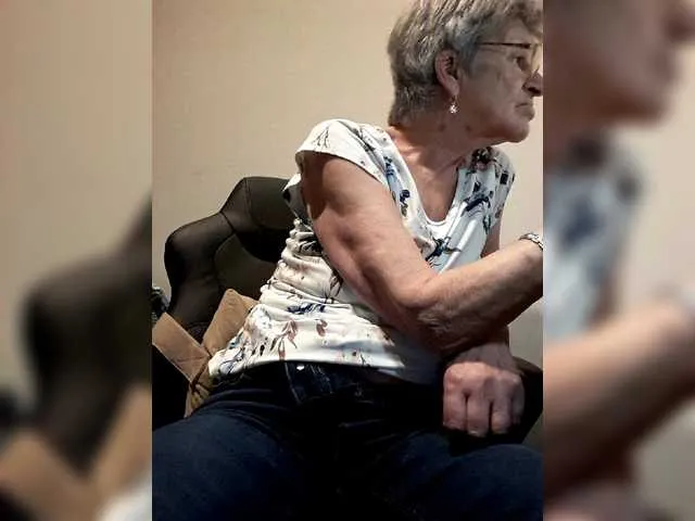 Live sex webcam photo for Reife-dame #277531423