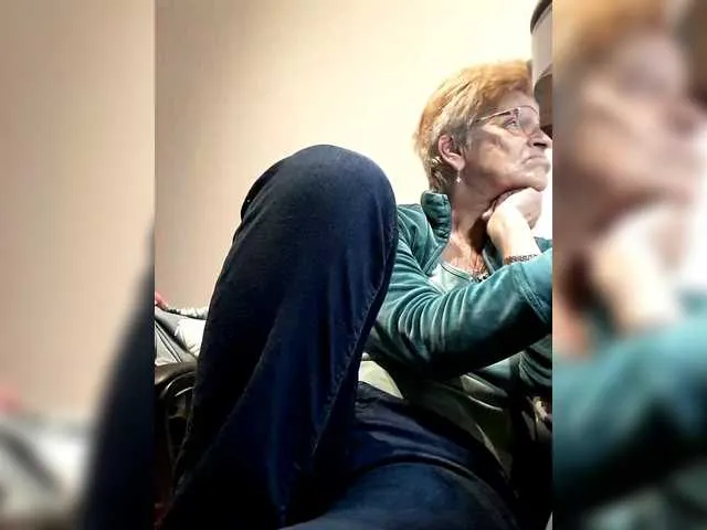 Live sex webcam photo for Reife-dame #290348880