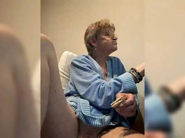 Live sex webcam photo for Reife-dame #290417002