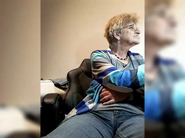 Live sex webcam photo for Reife-dame #290549974