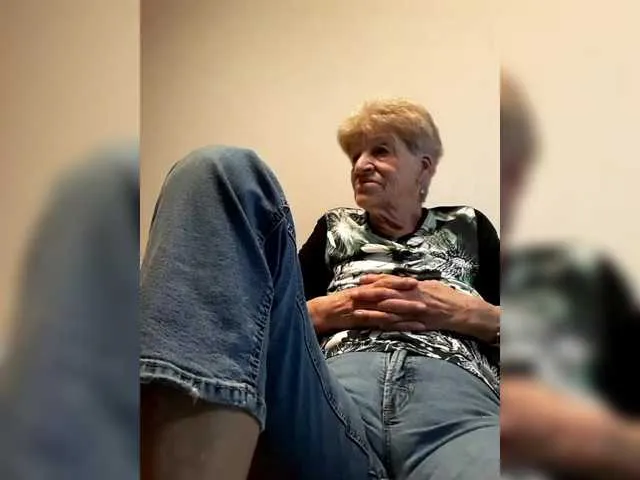 Live sex webcam photo for Reife-dame #291820053