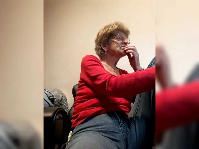 Live sex webcam photo for Reife-dame #292109487