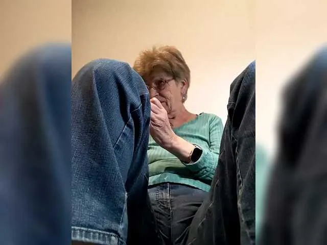 Live sex webcam photo for Reife-dame #292144888