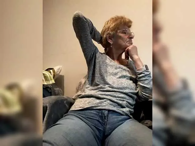 Live sex webcam photo for Reife-dame #292371138