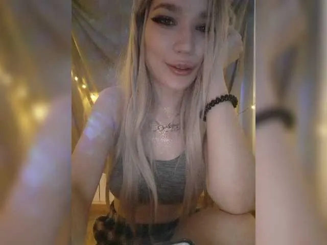 Live sex webcam photo for Reifffff #277279331