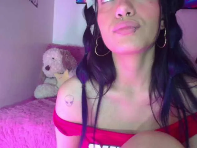 Live sex webcam photo for ReilyMelizza #290779640