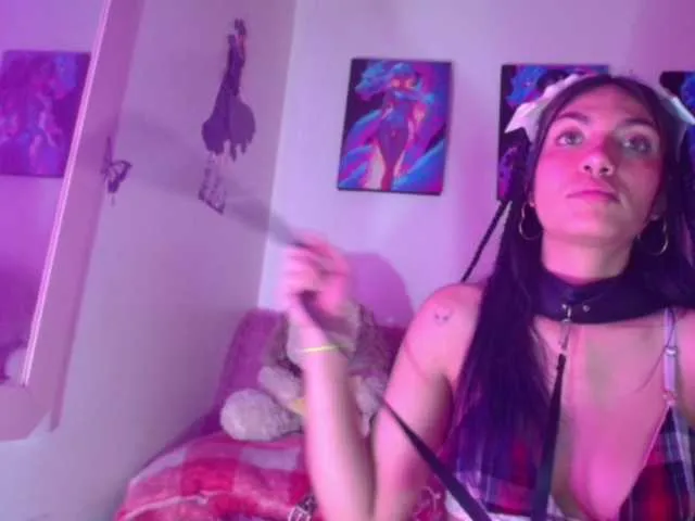Live sex webcam photo for ReilyMelizza #290784750