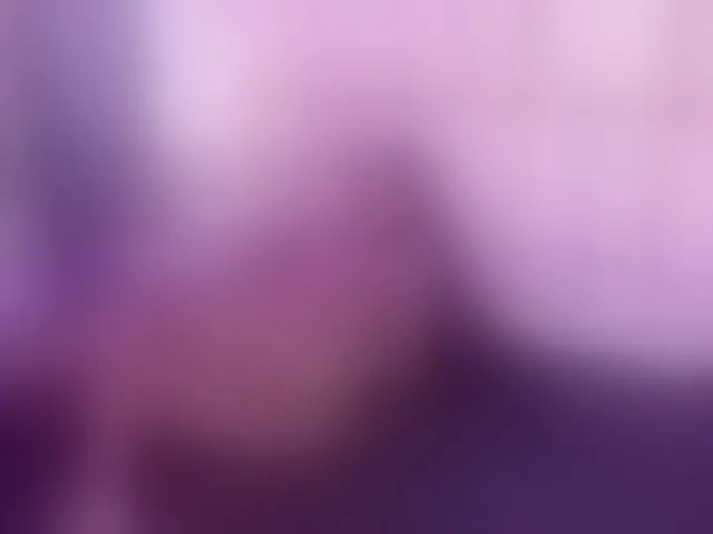 Live sex webcam photo for ReinaMiah #292445733