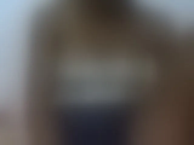 Live sex webcam photo for Reine2delice #292340479