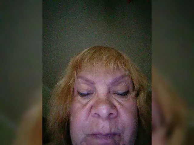 Live sex webcam photo for RelaxOldLady #274039956