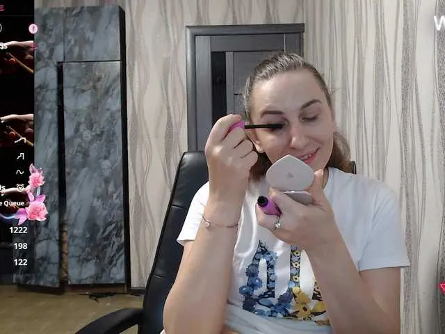 Live sex webcam photo for Rellaxx1 #292288651