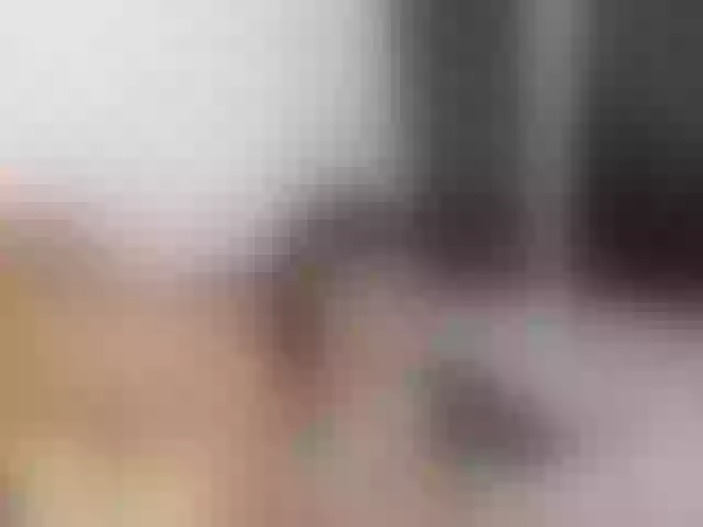 Live sex webcam photo for Remy-26 #273273402