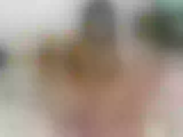 Live sex webcam photo for Remy-26 #273315847